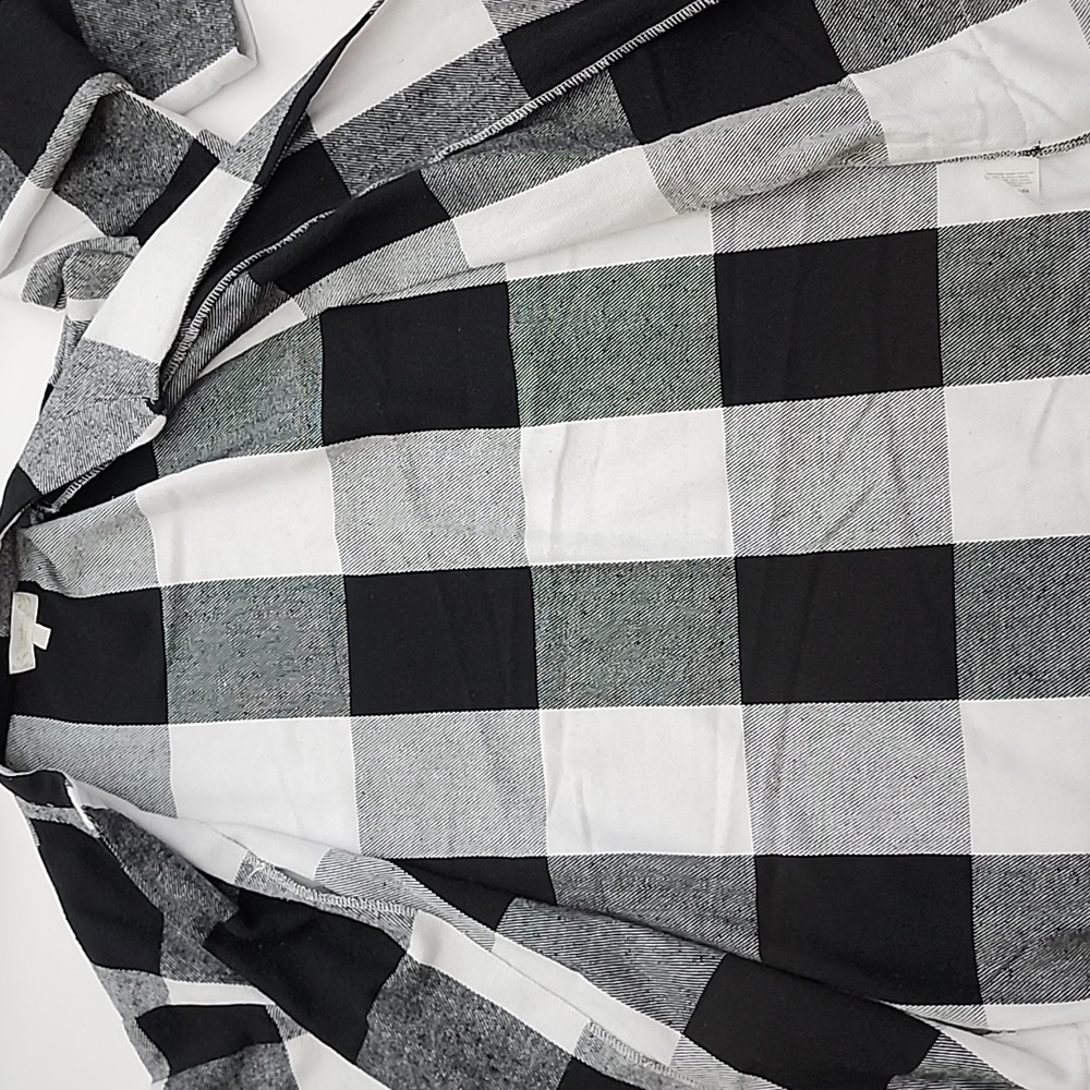 Weekend Suzanne Betro Women's Flannel Black White Plaid Oversized Shirt Sz M - Picture 5 of 9